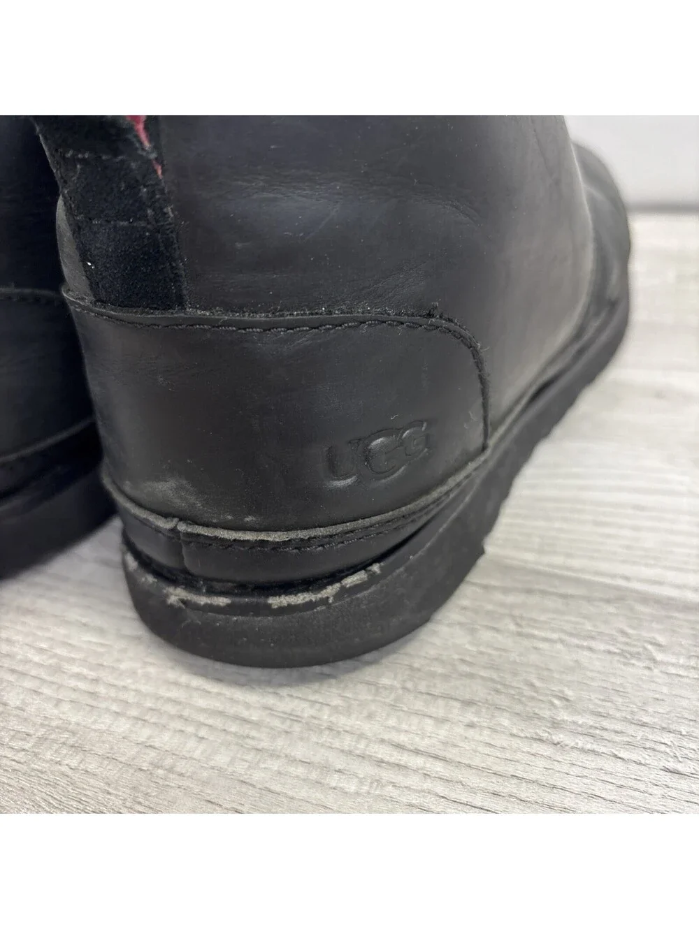 UGG Neumel Weather II Waterproof Black Leather Chukka Boots Size US 8 Men